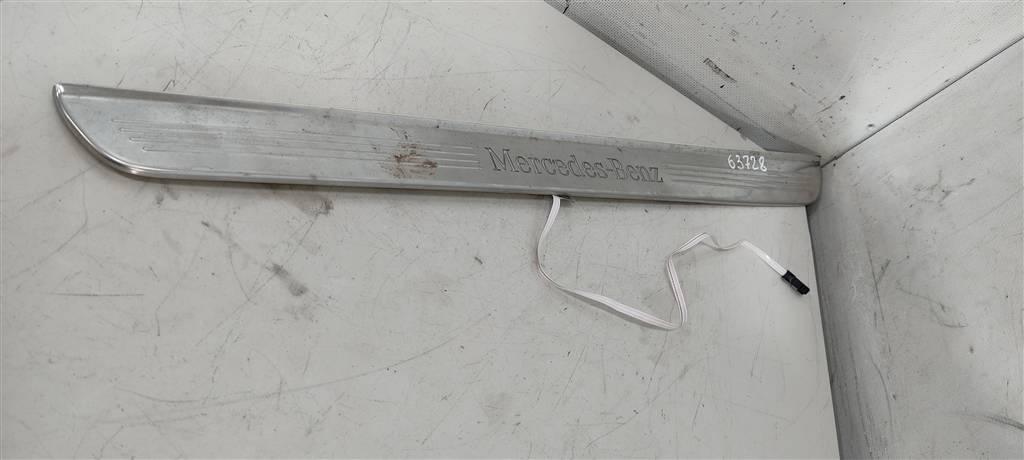 накладка на порог Mercedes-Benz E-Класс W213/S213/C238/A238 2017, бензин, купе, ., A2056802806, A2056809108 - фото №1
