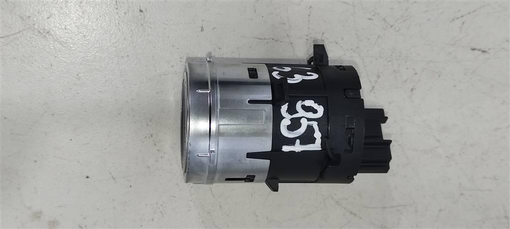 кнопка запуска двигателя Mercedes-Benz E-Класс W213/S213/C238/A238 2018, 2.0 л., бензин, седан, ., A2139055500 - фото №1