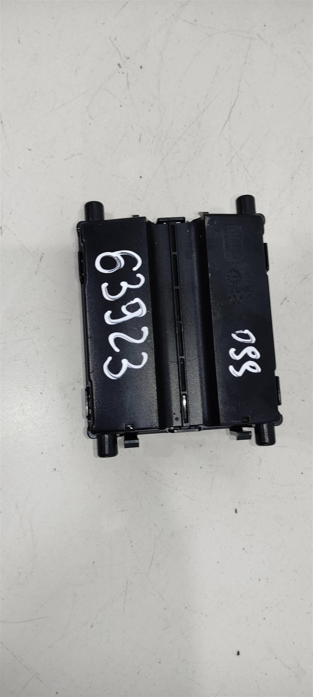 блок управления печки / климат-контроля Mercedes-Benz E-Класс W213/S213/C238/A238 2018, бензин, седан, ., A0009003810, A0009014904 - фото №1