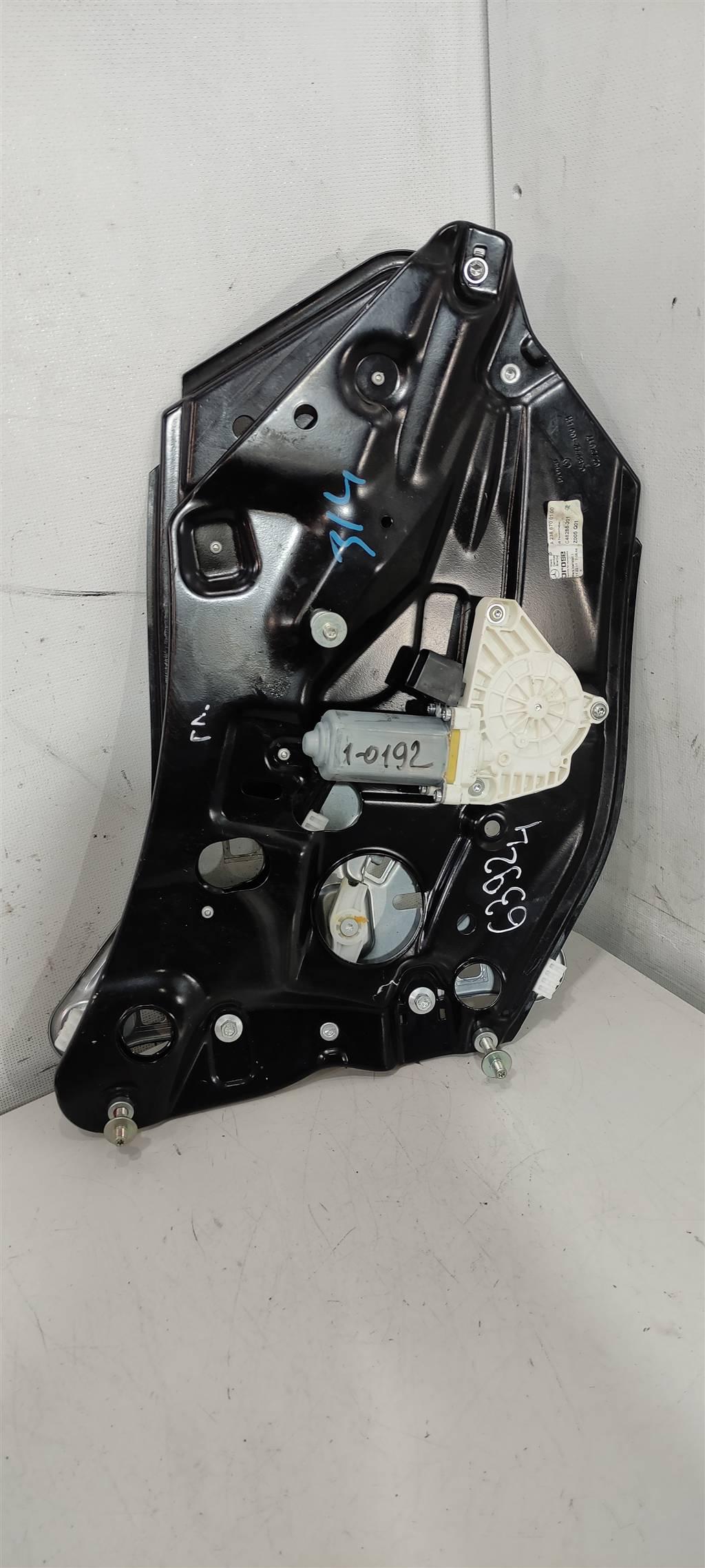 стеклоподъемник задний левый Mercedes-Benz E-Класс W213/S213/C238/A238 2017, 2.0 л., бензин, седан, ., A2386700100 - фото №1