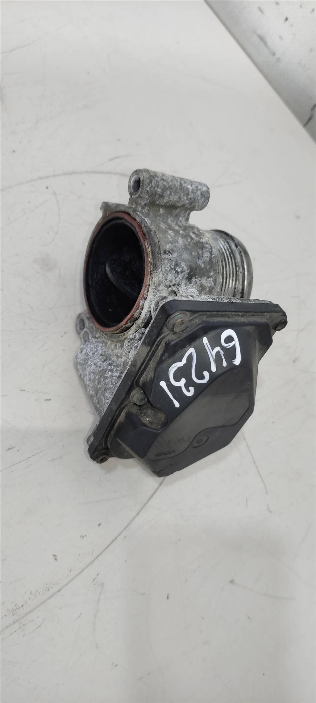 заслонка дроссельная Volkswagen Passat B6 2009, 2.0 л., TDi, дизель, седан, 03L128063T, 03L128063K, 03L128063R, 03L128063E, CAH, CAG, CBA, 03L128063J, 03L128063AC, CBB, 03L128063AF, 03L128063C, 03L128063D, CBD, CEG, CME - фото №1