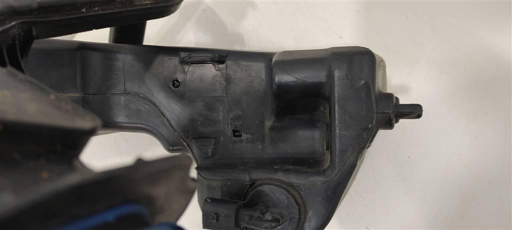 кронштейн заднего бампера Mercedes-Benz E-Класс W213/S213/C238/A238 2017, 2.1 л., CDi, дизель, купе, ., A2388854100 - фото №1