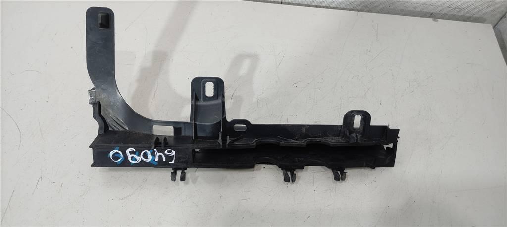 уплотнитель подкапотного пространства Mercedes-Benz E-Класс W213/S213/C238/A238 2017, 2.1 л., CDi, дизель, купе, ., A2138310600 - фото №1