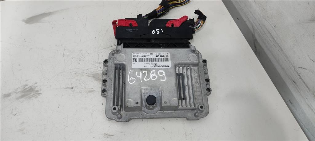 блок управления двигателем Volvo S60 2 поколение 2011, 1.6 л., бензин, седан, B4164T, 31331540, 0261S06611 - фото №1