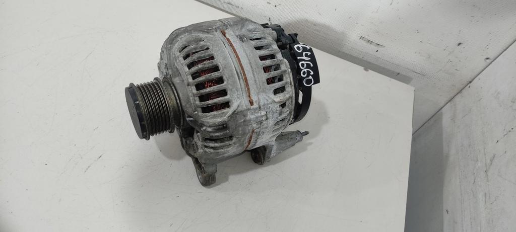 генератор Audi A4 B7 2006, 2.0 л., TDi, дизель, седан, 06F903023C, BRD, CAH, 06F903023F, 06F903023J, BKE, CFF, CFG, BLB, BNA, BRF, BRB, 0124525066, 06F903023A, 1986A00902, 97480074, 0124525091, 0124525539, 0986045340 - фото №1