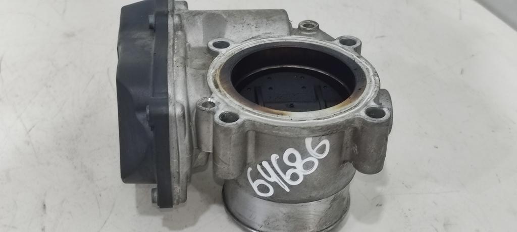 заслонка дроссельная Volkswagen Passat B6 2006, 2.0 л., бензин, седан, 06F133062E, 06F133062G, 06F133062J, 06F133062Q, BPY, AXX, BWA, 06F133062T, 06F133062AG - фото №1