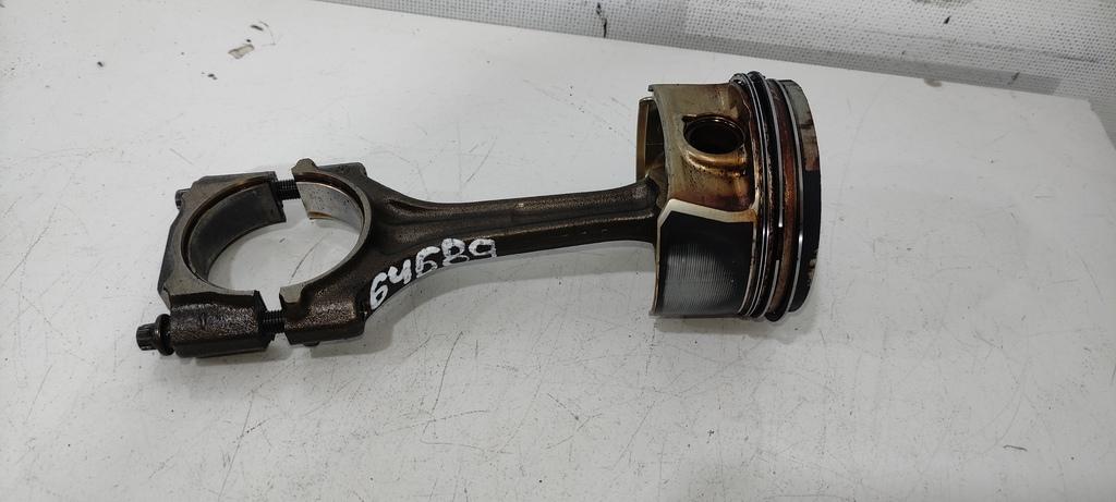 поршень Volkswagen Passat B6 2006, 2.0 л., бензин, седан, BVZ, BPG, BVY, BPY, BLR, BLX, BLY, 06D107066AB, BPJ, BWE, BVX, AXX, BWA, BWT, CDL, BGB, BUL, BYK, CDLA, CDLC - фото №1