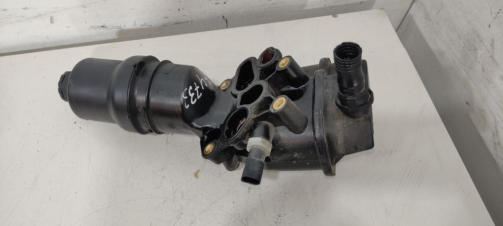 корпус масляного фильтра Volkswagen Passat B6 2006, 2.0 л., TFSI, бензин, седан, 06F115397F, BPG, BPY, BPJ, BWE, 06F115397J, 06F115397H, AXX, BWA, BWT, BGB, BUL, BYK, BYD - фото №1