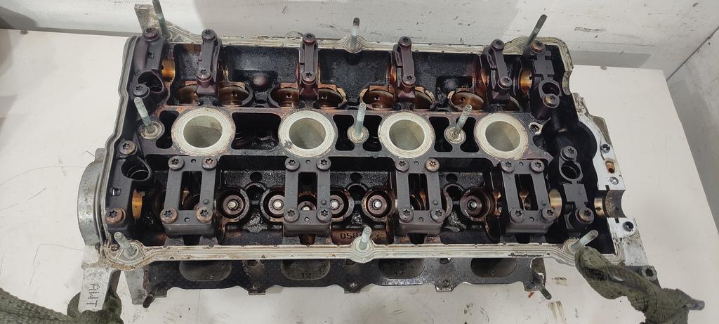 головка блока цилиндров Audi A4 B6 2003, 1.8 л., бензин, седан, AWT, AWM, AMB, AWC, AUG, AVJ, APX, BFB, BAM, AJH, AUQ, BEX, AWP - фото №1