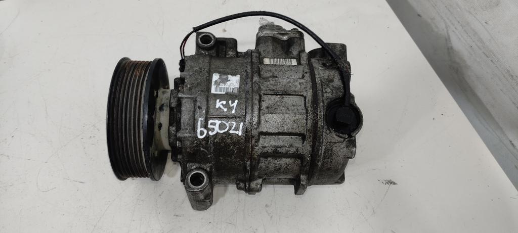 компрессор кондиционера Audi A4 B7 2006, 1.8 л., бензин, седан, ALT, BFB, 8E0260805F, 4472208393, 08D03508, 4472209530 - фото №1