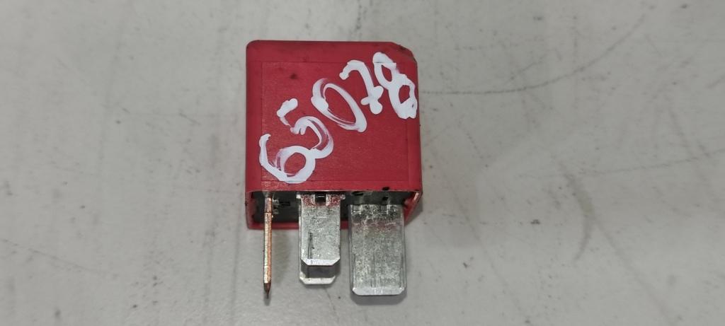 реле (прочие) Mercedes-Benz GLC-Класс X253/C253 2017, 2.2 л., дизель, внедорожник 5 дв., ., A0009821923 - фото №1