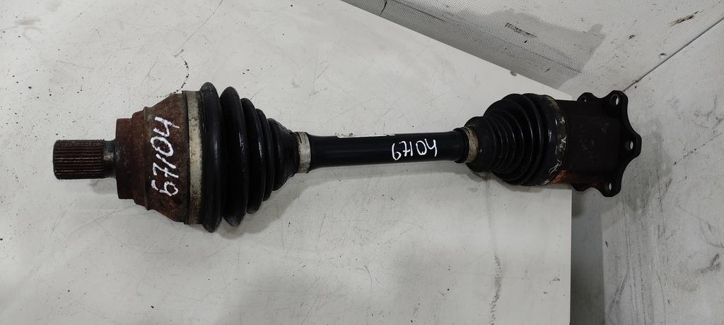 полуось передняя левая (приводной вал, ШРУС) Volkswagen Passat B6 2007, 2.0 л., TDi, дизель, седан, 1K0407271KA, BKD, BLS, BMM, 1K0407271BQ, CBAA, CBAB, CBDC, CFFB, CJAA, 1K0407271BF, 1K0407271KB, 1K0407271LG, 1K0407271NT - фото №1