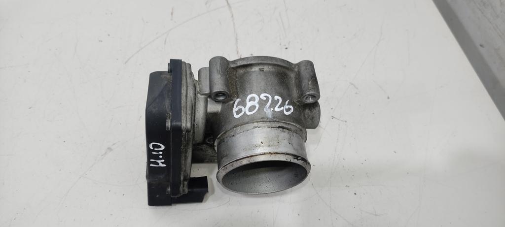 заслонка дроссельная Volkswagen Passat B6 2006, 2.0 л., бензин, седан, 06F133062E, 06F133062G, 06F133062J, 06F133062Q, BPY, AXX, BWA, 06F133062T, 06F133062AG - фото №1
