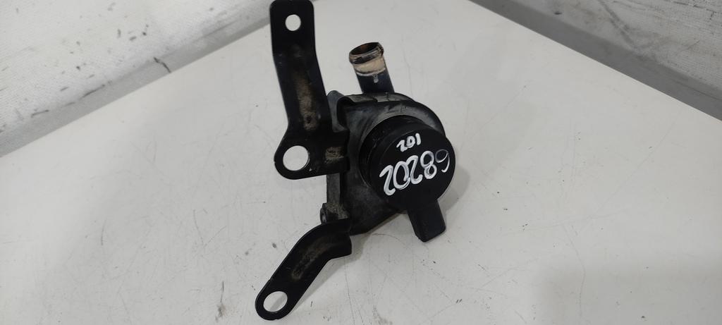 насос антифриза дополнительный Volkswagen Jetta 5 поколение 2008, 1.4 л., TSI, бензин, седан, 1K0965561F, CAV, CTH, CDGA, CAXA, CMS, 1K0121093AD - фото №1