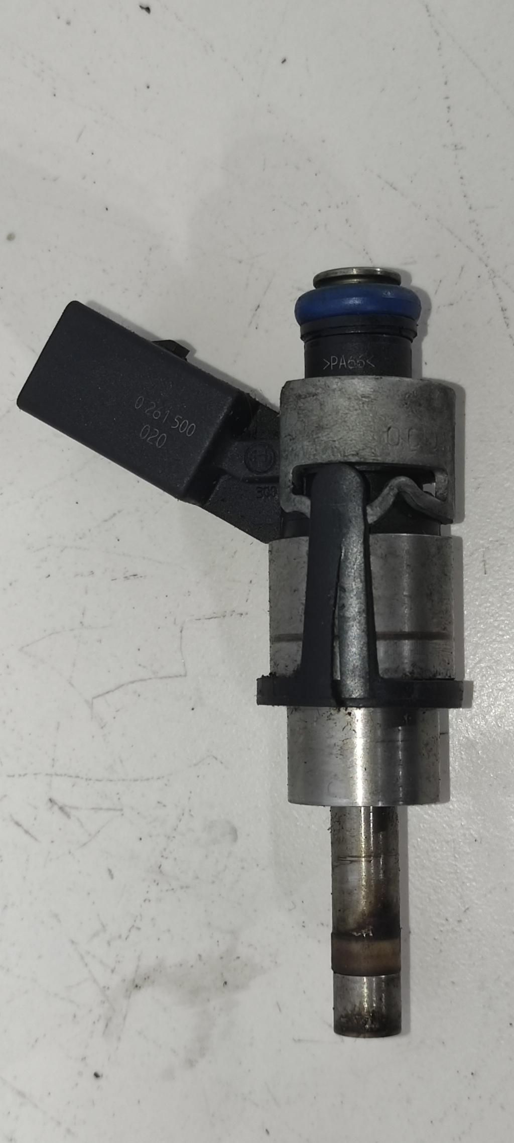 форсунка Volkswagen Passat B6 2007, 2.0 л., TFSI, бензин, седан, 06F906036A, 06F906036G, BPG, BPY, BPJ, BWE, AXX, BWA, BWT, BZC, BGB, BUL, BYK, BHZ, 0261500020 - фото №1