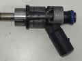 форсунка Volkswagen Passat B6 2007, 2.0 л., TFSI, бензин, седан, 06F906036A, 06F906036G, BPG, BPY, BPJ, BWE, AXX, BWA, BWT, BZC, BGB, BUL, BYK, BHZ, 0261500020 - фото №2