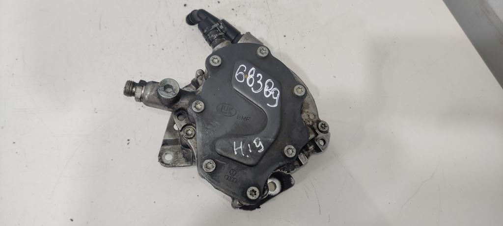 насос вакуумный Volkswagen Transporter T5 2007, 2.5 л., TDi, дизель, микроавтобус, AXD, 070145209J, 070145209F, 070145209H - фото №1