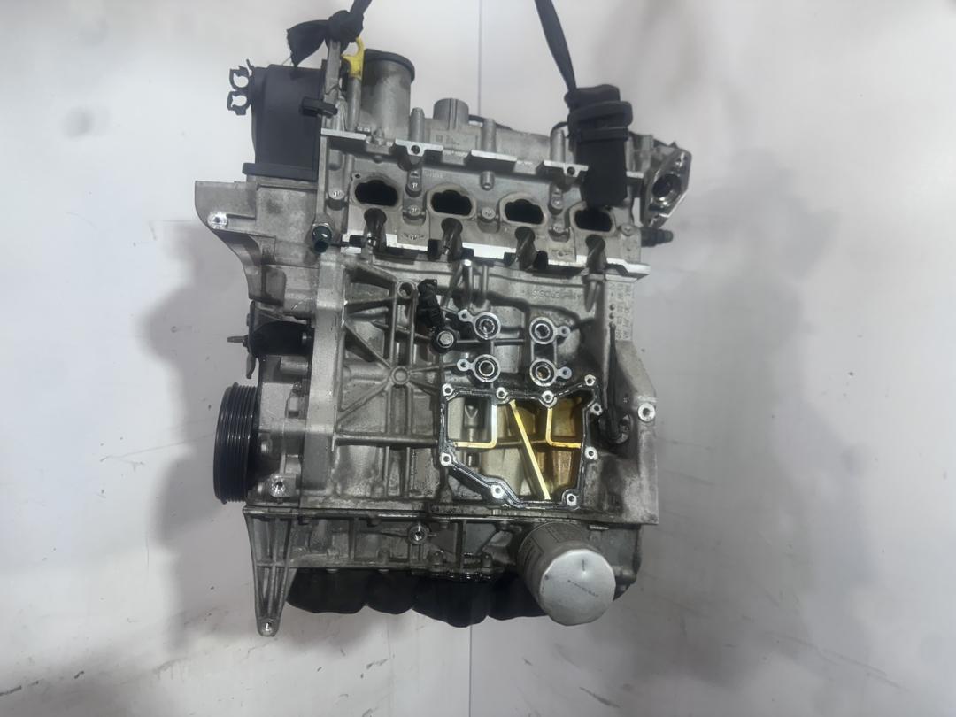 двигатель Volkswagen Caddy 4 поколение 2016, 1.4 л., бензин, CJZ, CPW, CPWA, CYVB, CJZA, CYV, ., 04E103475BT, CJZB, CJZC, CJZD, CYVA, CYVC, CYVD - фото №1