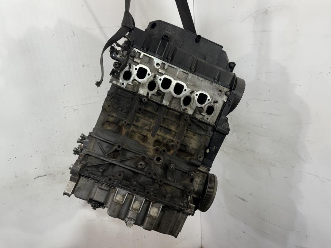 двигатель Volkswagen Transporter T5 2007, 1.9 л., TDi, дизель, BRS, BRR, BMP, BLS, BMM, BSU, . - фото №1