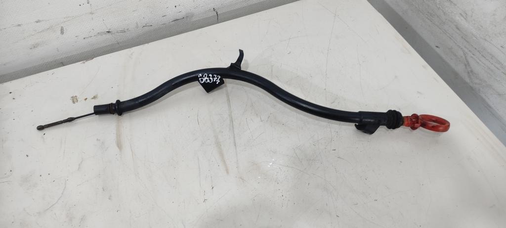 щуп двигателя Volkswagen Amarok 1 поколение 2013, 2.0 л., TDi, дизель, пикап, 03L103634J, 03L103634M, 03L115611T, 03L115611J, . - фото №1