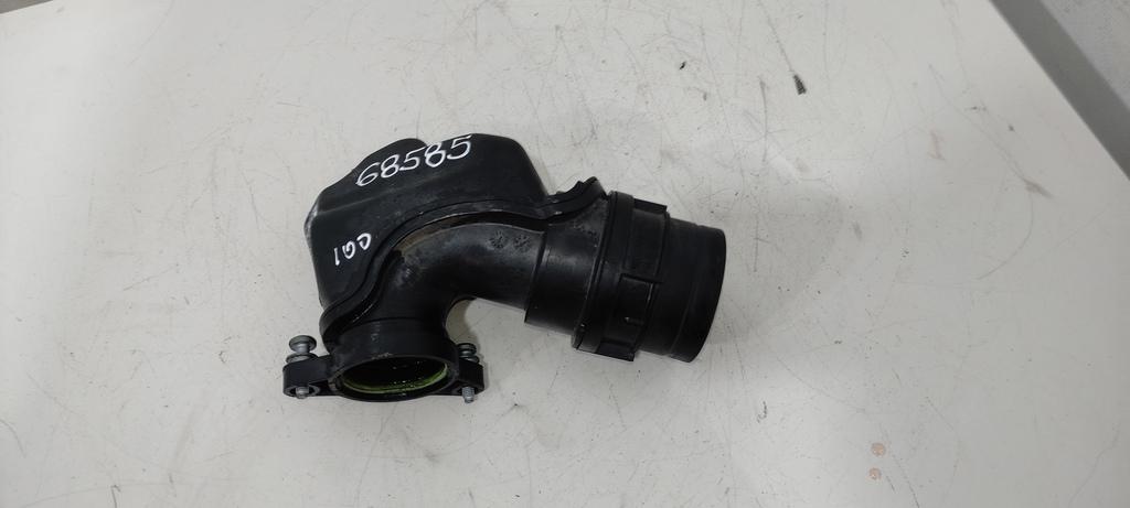 патрубок турбины Volkswagen Caddy 4 поколение 2016, 1.4 л., бензин, минивэн, CPW, ., 04E129656S - фото №1