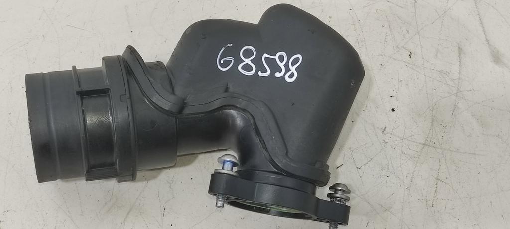 патрубок турбины Volkswagen Caddy 4 поколение 2016, 1.4 л., бензин, минивэн, 04E129656E, . - фото №1