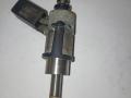 форсунка Volkswagen Passat B6 2007, 2.0 л., TFSI, 06F906036A, 06F906036G, BPG, BPY, BPJ, BWE, AXX, BWA, BWT, BZC, BGB, BUL, BYK, BHZ, 0261500020 - фото №2