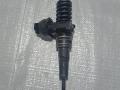 форсунка Volkswagen Transporter T5 2006, 2.5 л., TDi, дизель, микроавтобус, AXE, AXD, BLJ, BNZ, BPC, ., 070130073N - фото №2