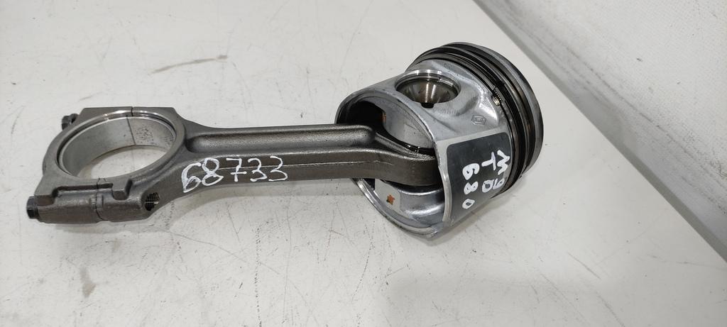 поршень Renault Master 3 поколение 2012, 2.3 л., DCi, дизель, микроавтобус, M9TD680, M9T680 - фото №1