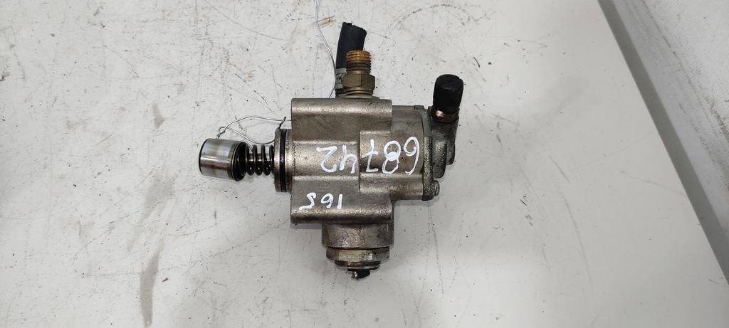 ТНВД Volkswagen Passat B6 2006, 2.0 л., TFSI, бензин, седан, BPG, BPY, BPJ, 06F127025H, 06F127025F, 06F127025K, AXX, BWA, 06F127025M, 06F127025J, 06F906051K, 706032040 - фото №1