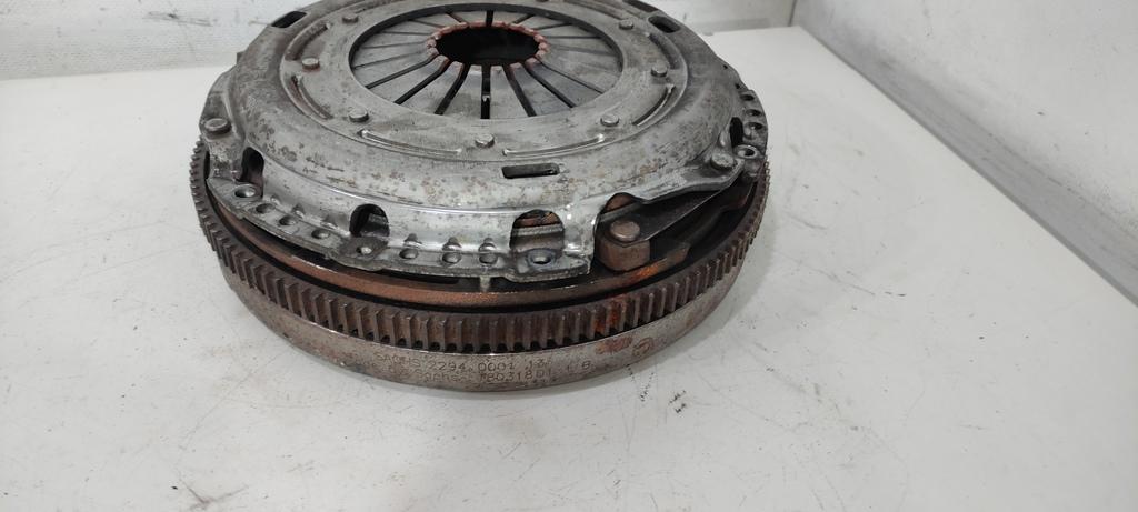 маховик Volkswagen Passat B6 2009, 2.0 л., TDi, дизель, седан, 03L105266AD, 03G105266BN, BMP, BKP, CBAA, CBAB, CBDC, CBBB, BMA, CLLA, CFGC, CBAC, 03L105266K, 2294000113, CGFB - фото №1