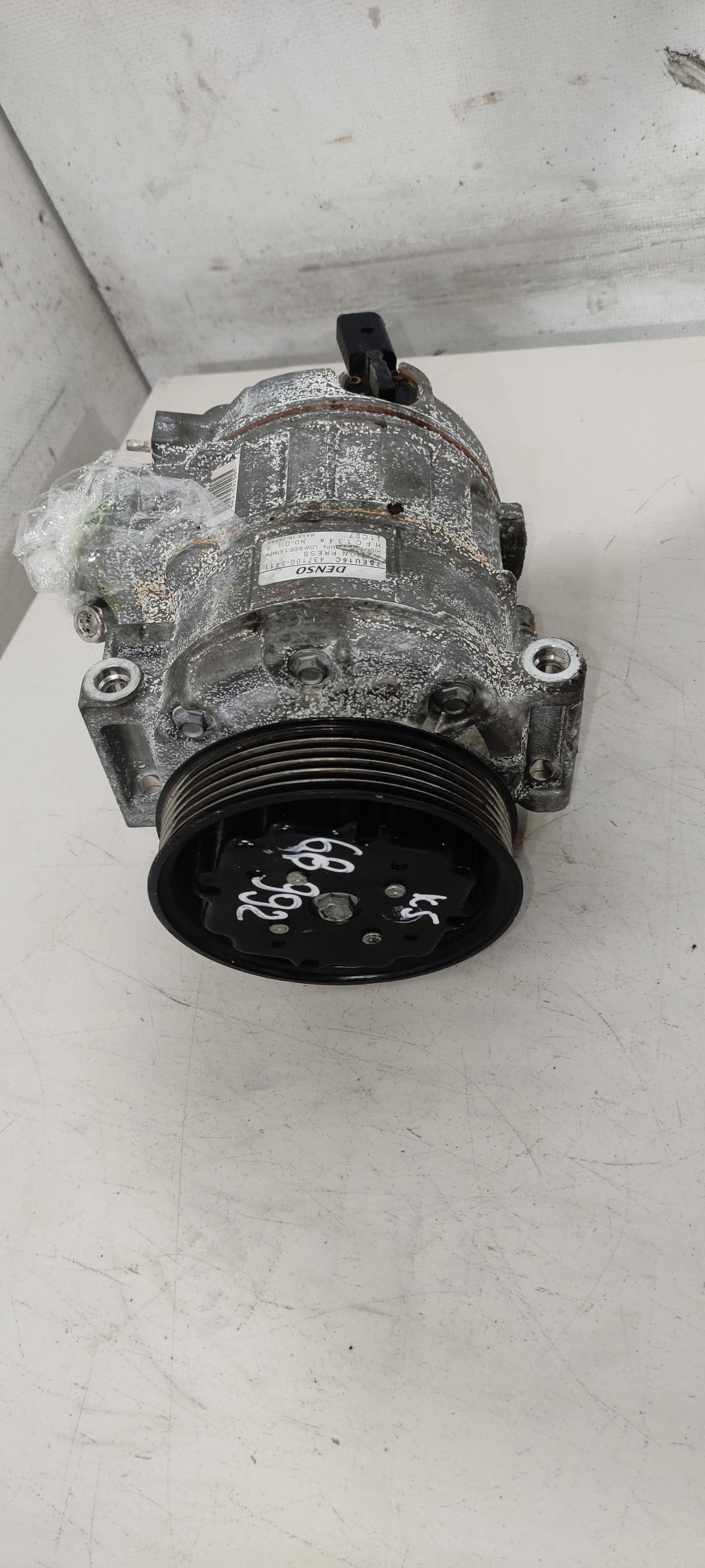 компрессор кондиционера Volkswagen Passat B6 2006, бензин, 1K0820808F, 1K0820808D, 1K0820808B, 1711N, 1711E - фото №1