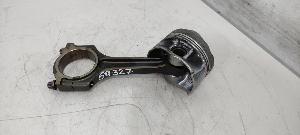 поршень Ford Kuga 2 поколение 2014, 1.6 л., бензин, внедорожник 5 дв., B4164T, JQMA, JQMB, B4164T3, JTDA, JTDB, JTMA - фото №1