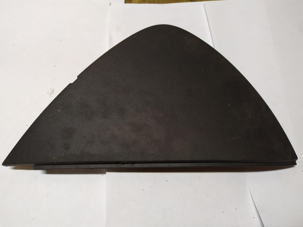 накладка декоративная Volkswagen Passat B6 2009, 2.0 л., бензин, седан, 3C1858218A, . - фото №1