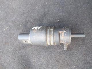 насос (моторчик) омывателя стекла Volkswagen Polo 3 поколение [рестайлинг] 2000, 4.2 л., бензин, седан, 8K5955647, 1K5955651