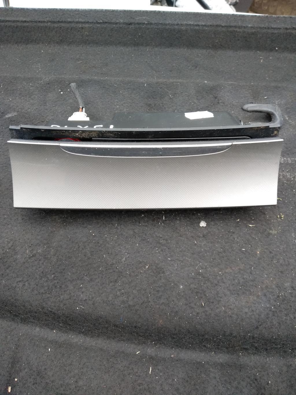 пепельница Volkswagen Passat B6 2006, 2.0 л., бензин, седан, 3C0863284, . - фото №1