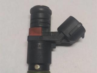 форсунка SEAT Ibiza 4 поколение 2010, 1.2 л., бензин, хетчбэк 5 дв., 03E906031A, 03E906031C