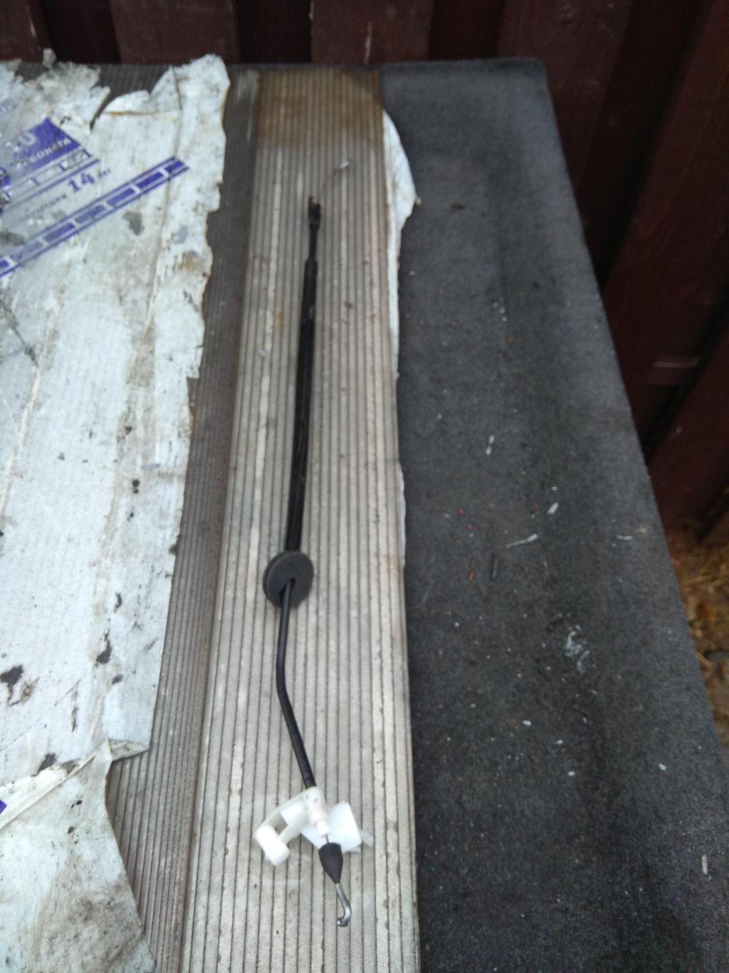 Трос двери задней Volkswagen Jetta 5 поколение 2006, 1.9 л., TDi, дизель, седан, 1K5839085C, . - фото №1