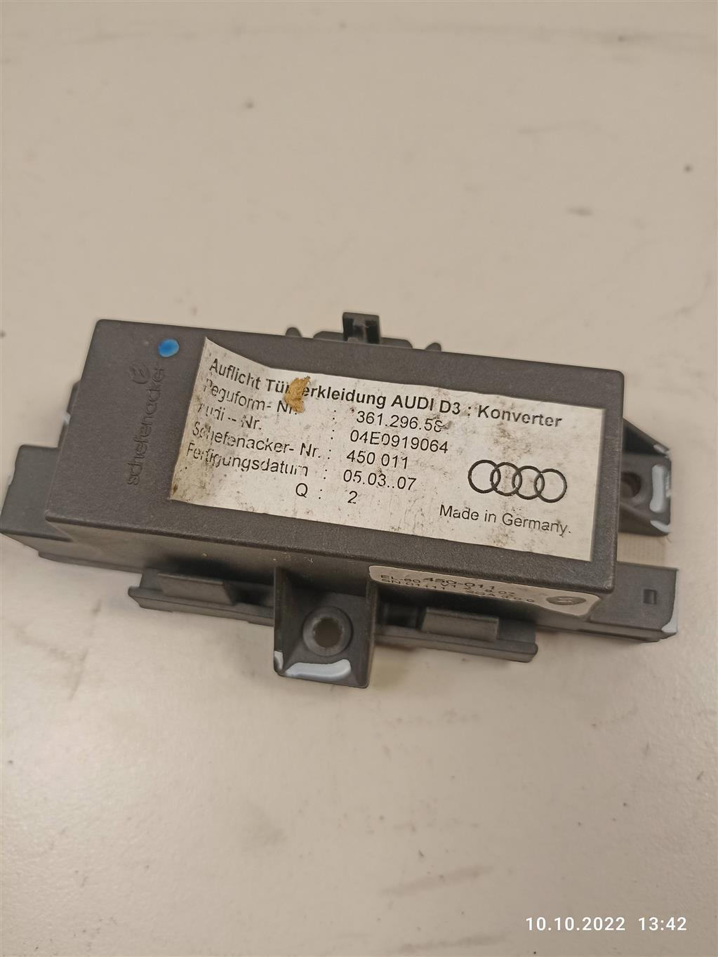 блок управления светом Audi A6 4B/C5 2000, 3.0 л., седан, 4E0919064, . - фото №1