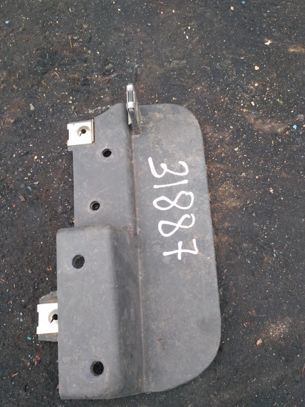 брызговик Audi A6 4F/C6 2006, 3.2 л., бензин, седан, 4F0853834, 4F0853834A, . - фото №1