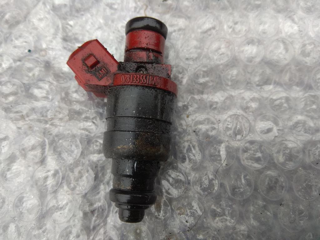 форсунка Audi A6 4B/C5 2000, 2.8 л., бензин, седан, 078133551BA, AMX, AQD, ALG, ACK, APR, . - фото №1