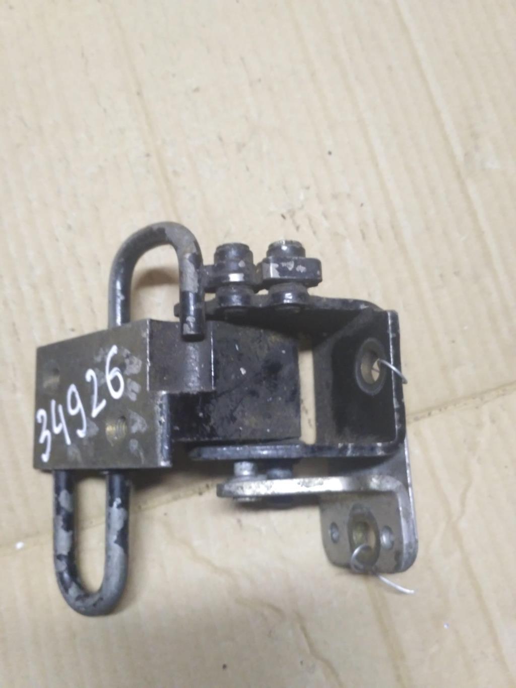 петля двери Audi A4 B6 2003, 2.0 л., бензин, седан, 8E0833411, 8E0833411E, . - фото №1