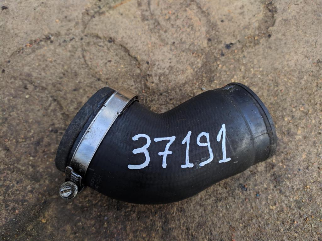 патрубок (трубопровод, шланг) Volkswagen Passat B6 2009, 1.8 л., бензин, седан, 1K0145838M, 1K0145838AG, BZB, CAWB, CCZA, CCTA, CDAB, CDAA, CGYA, CCTB, CBFA - фото №1