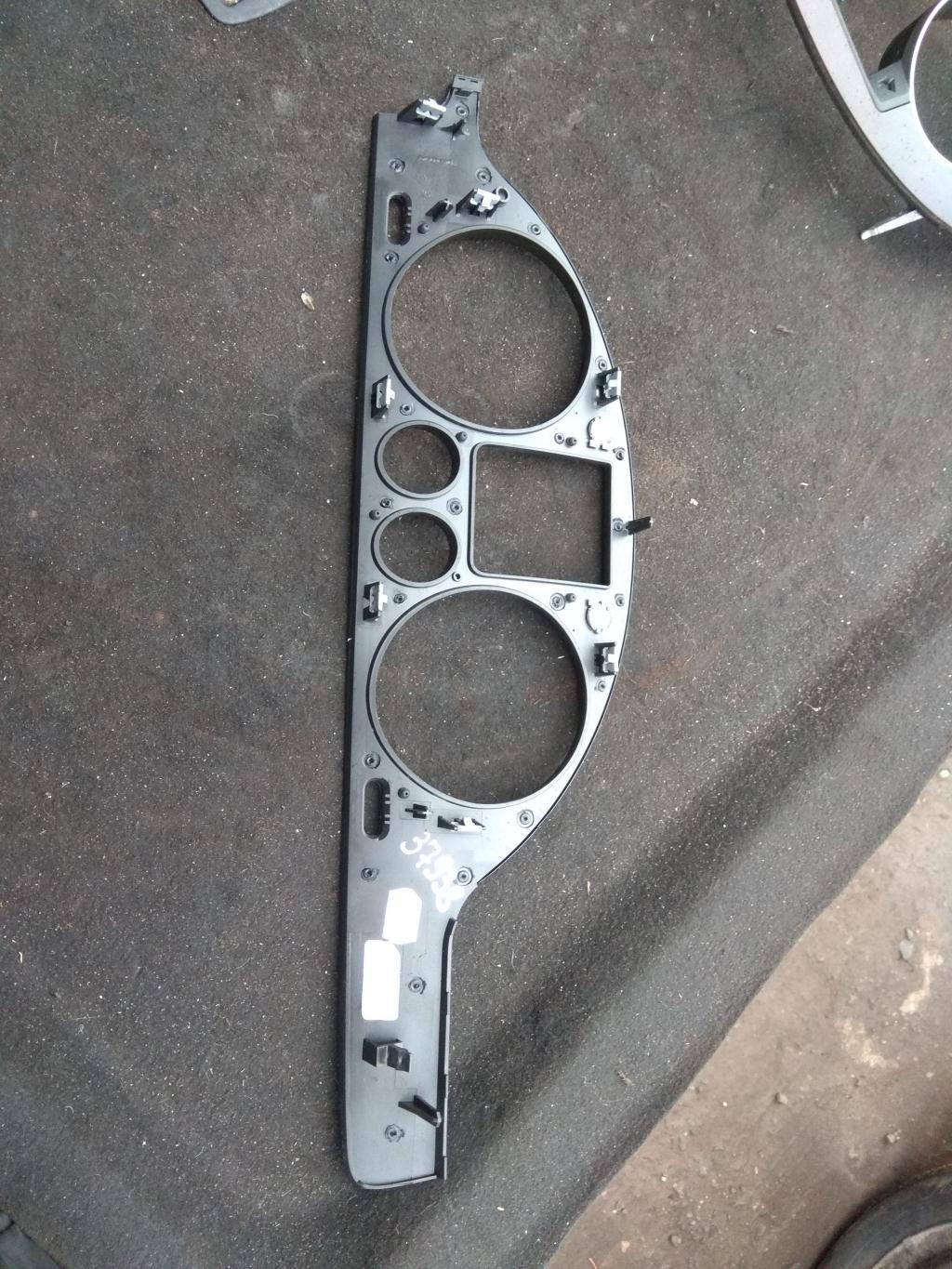 накладка декоративная Volkswagen Passat B6 2006, 2.0 л., бензин, седан, 3C1858335AM, 3C1858335AN, 3C1858335AS, . - фото №1