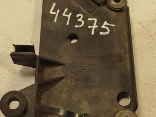 кронштейн (крепление) Audi A6 4A/C4 1997, 3.0 л., бензин, седан, 06C133365A, .