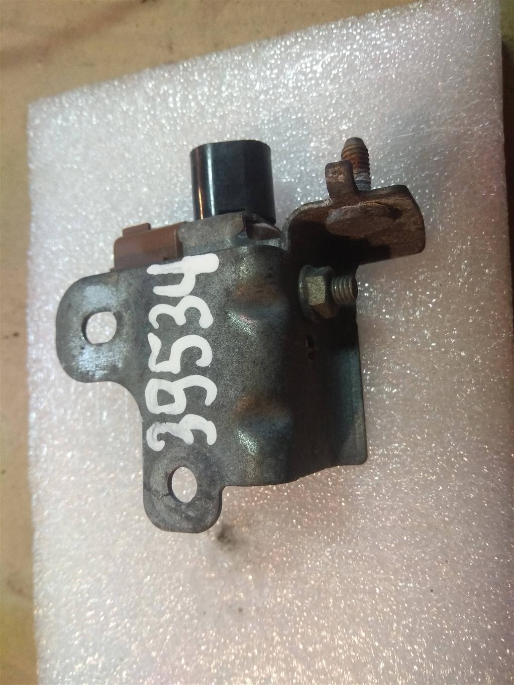 электромагнитный клапан Mazda 323 BG 1991, 1.5 л., бензин, хетчбэк 5 дв., K5T46591, . - фото №1