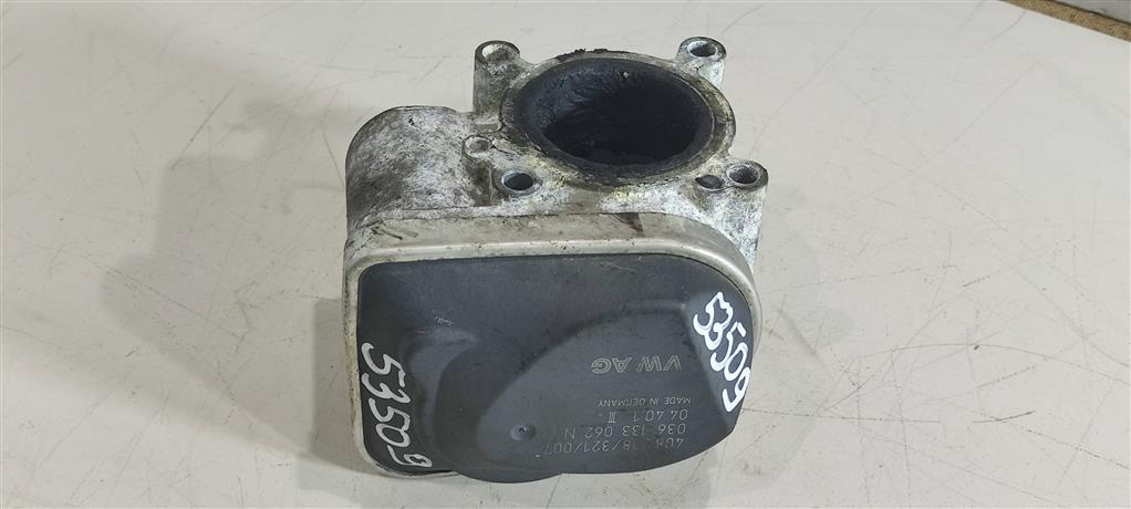 заслонка дроссельная SEAT Arosa 6H 2000, 1.4 л., бензин, хетчбэк 5 дв., 036133062N, 036133062L - фото №1