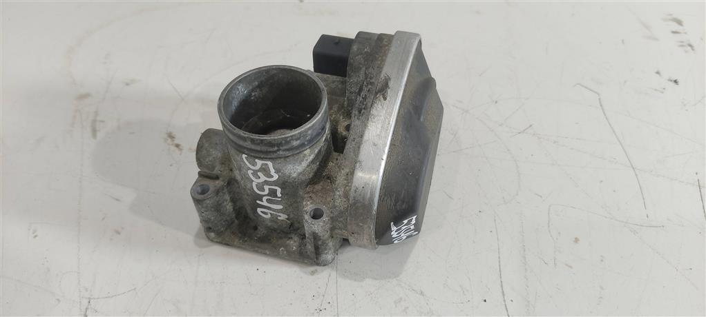 заслонка дроссельная SEAT Arosa 6H 2000, 1.2 л., бензин, хетчбэк 5 дв., 036133062N, 036133062L - фото №1