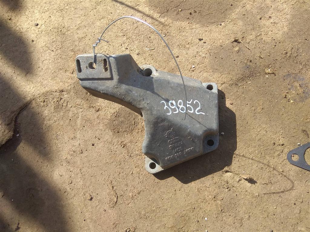 кронштейн двигателя Audi A6 4B/C5 2000, 2.4 л., бензин, седан, 8D0199307G, BDV, AMM, ASM, . - фото №1
