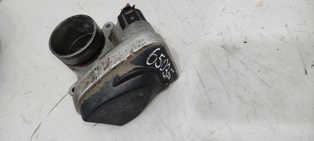 заслонка дроссельная SEAT Arosa 6H 2000, 1.4 л., бензин, хетчбэк 5 дв., 036133062N, 036133062L - фото №1